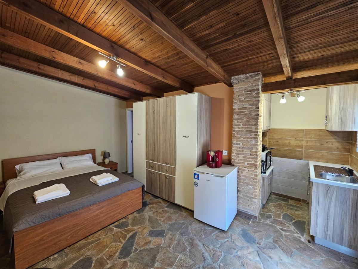 Villa Clotho Πόρτο Ράφτη Εξωτερικό φωτογραφία